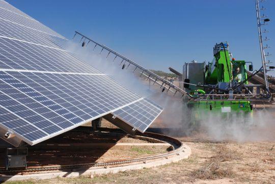 Cleaning of solar panels from the side view.